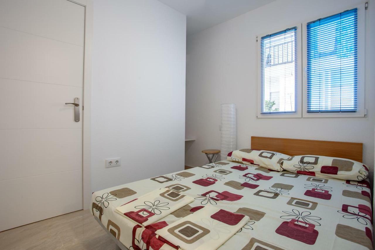 Small Studio Apartment アルテア エクステリア 写真
